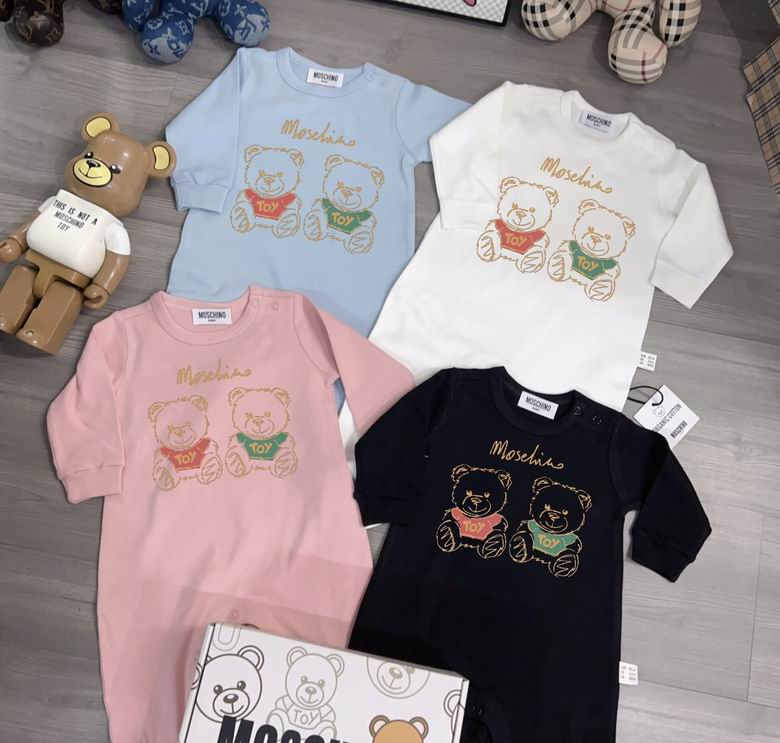 Moschino sz59 66 73 80 85 90 28