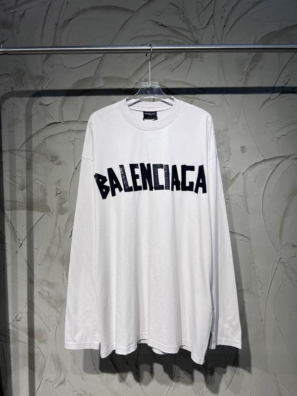 Balenciaga T 1028