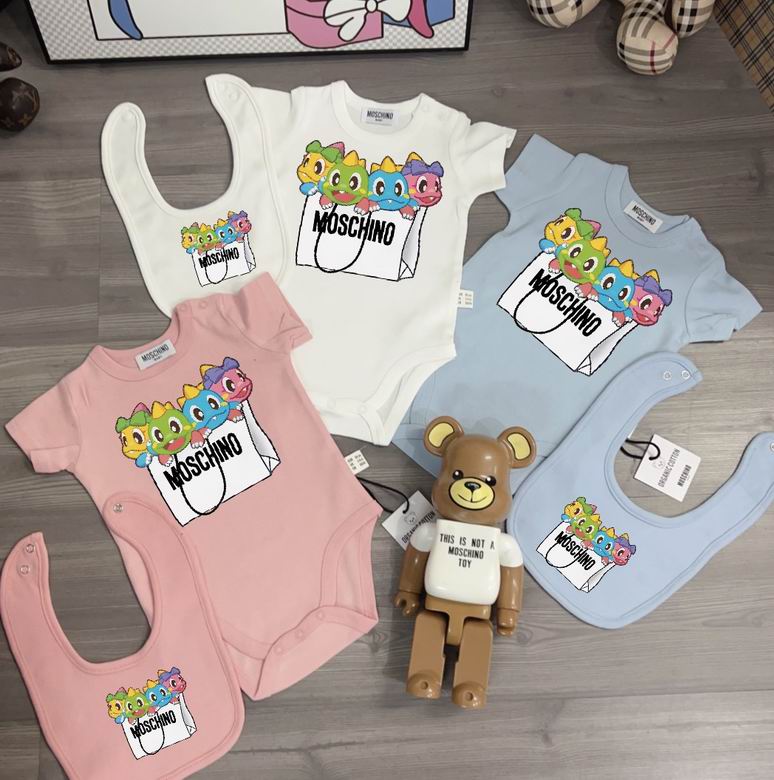 Moschino sz59 66 73 80 85 90 07