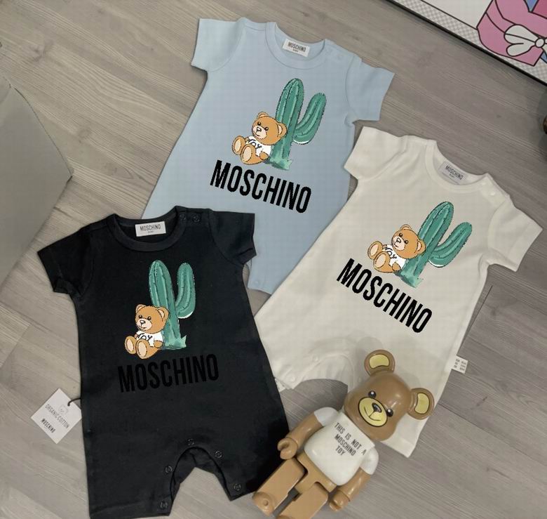 Moschino sz59 66 73 80 85 90 39