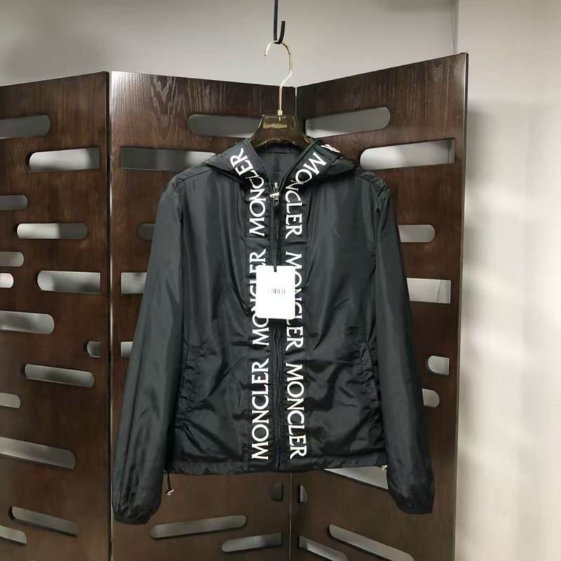 Moncler sz1-5 8qx206