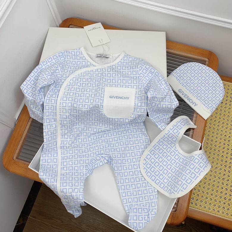 Givenchy sz0-3 3-6 6-9 9-12 12-18 23