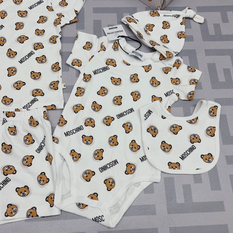 Moschino sz59 66 73 80 90 08