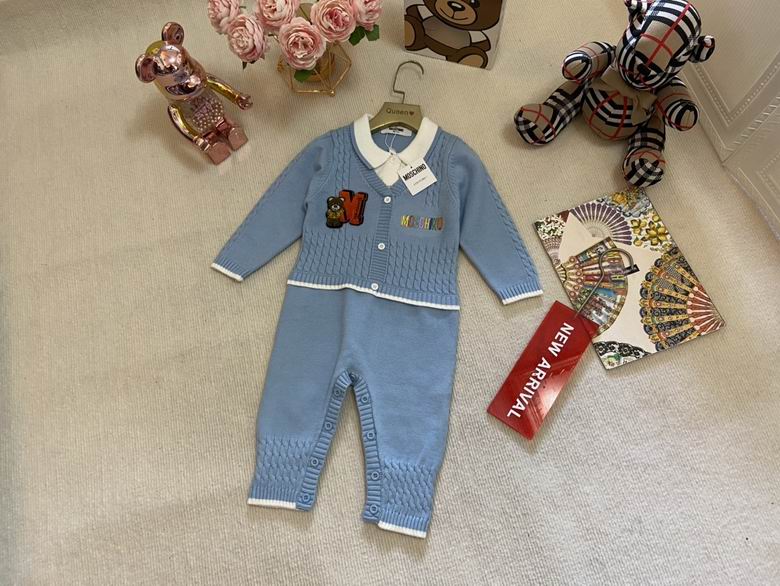 Moschino sz59 66 73 80 90 126