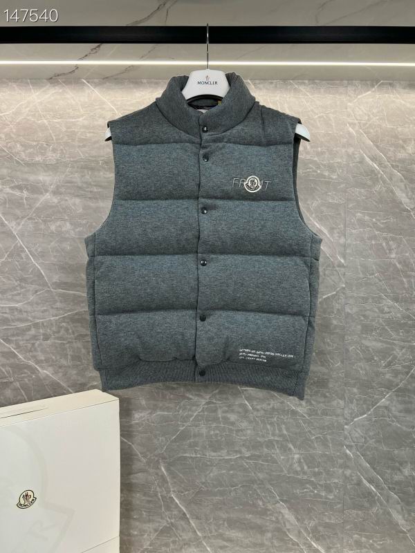 Moncler sz0-3 26yr30