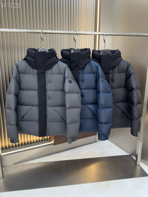Moncler sz1-5 26yr62