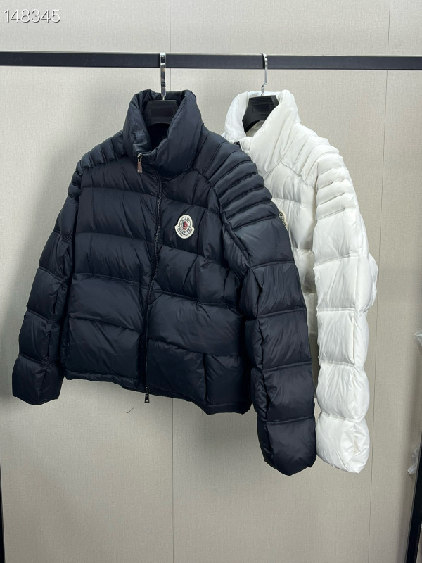 Moncler sz1-5 26yr71