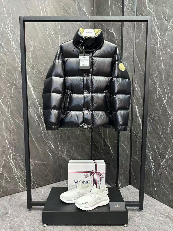 Moncler sz1-5 8qx48