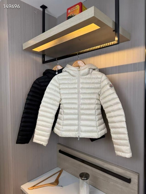 Moncler sz0-3 26yr178