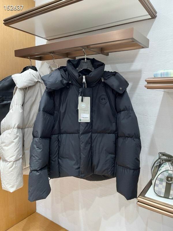 Canada Goose S-XL 26yr116