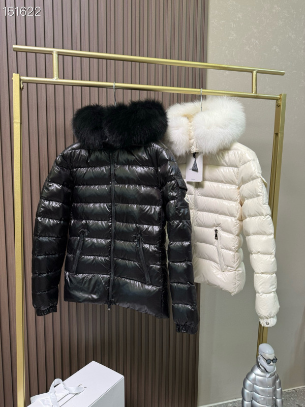 Moncler sz1-3 26yr334