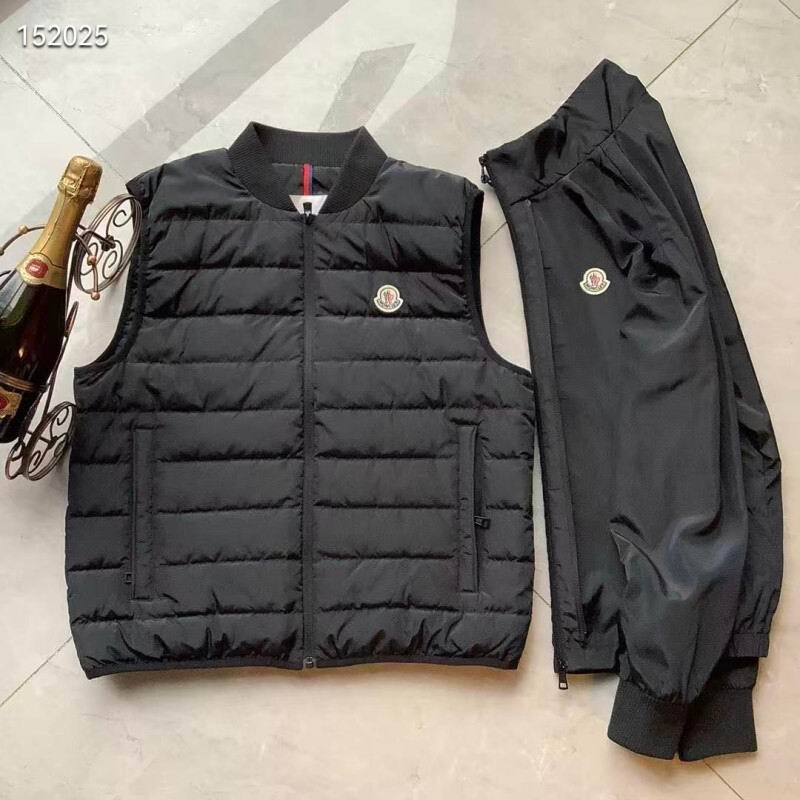 Moncler sz1-5 26yr374