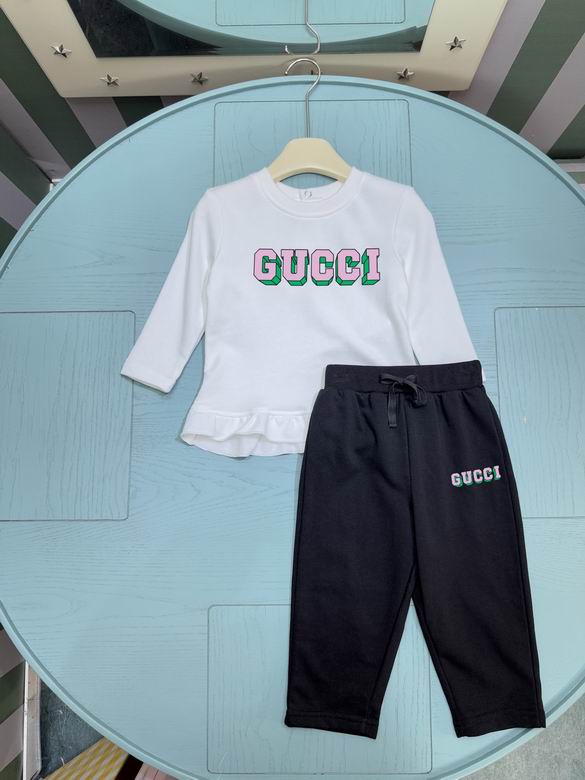 Gucci sz3-6 6-9 9-12 12-18 18-24 33