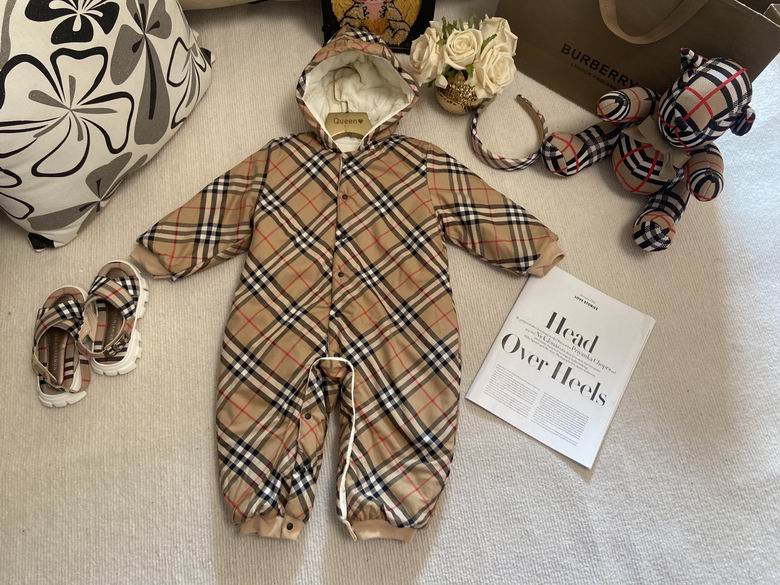 Burberry sz66 73 80 90 100 135