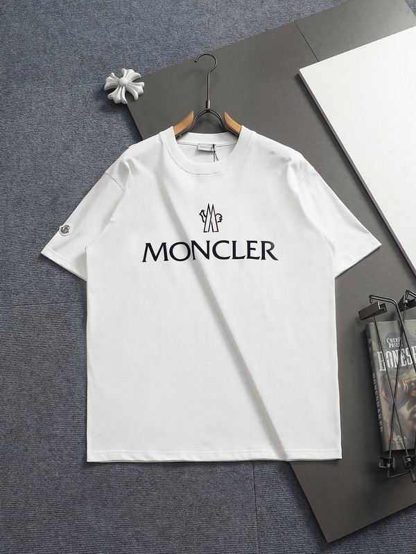 Moncler ��T aat 0514