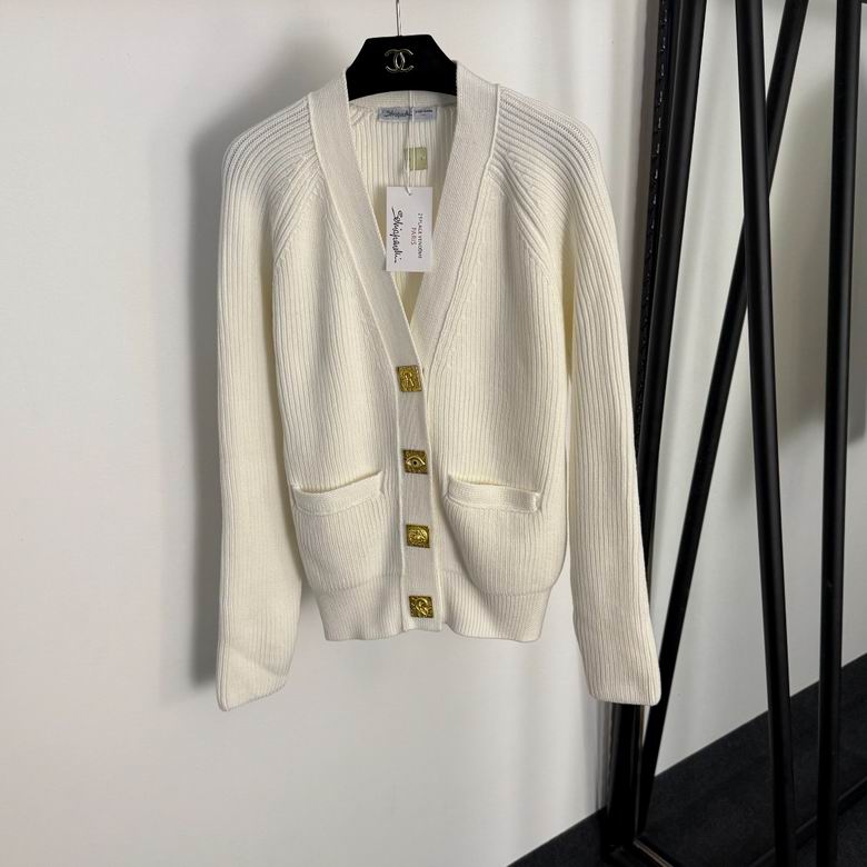 Schiaparelli Uniform 101