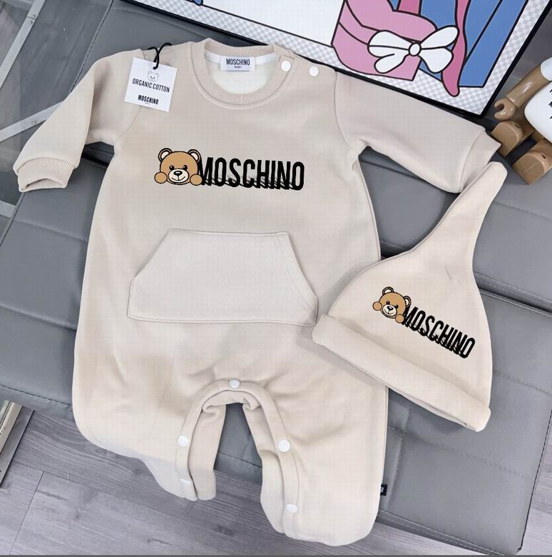 Moschino sz59 66 73 80 90 87