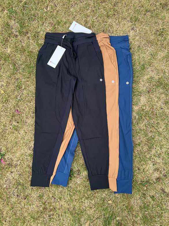 Lululemon S-L 3C YD 02